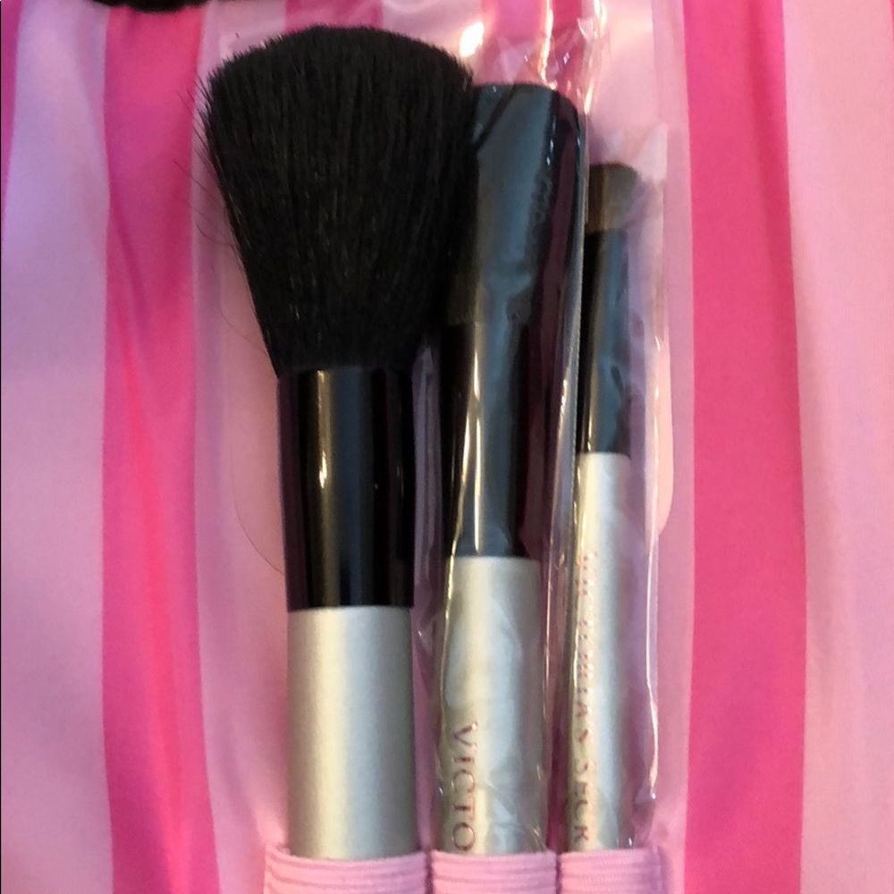 VS Makeup Brush Set - Picture 2 of 6